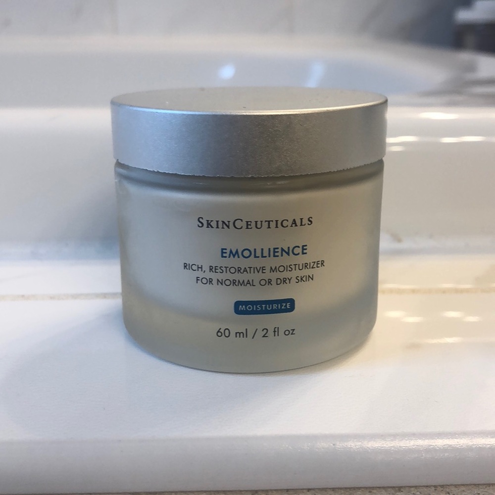 Skinceuticals emollience mosturizer 2 fl oz